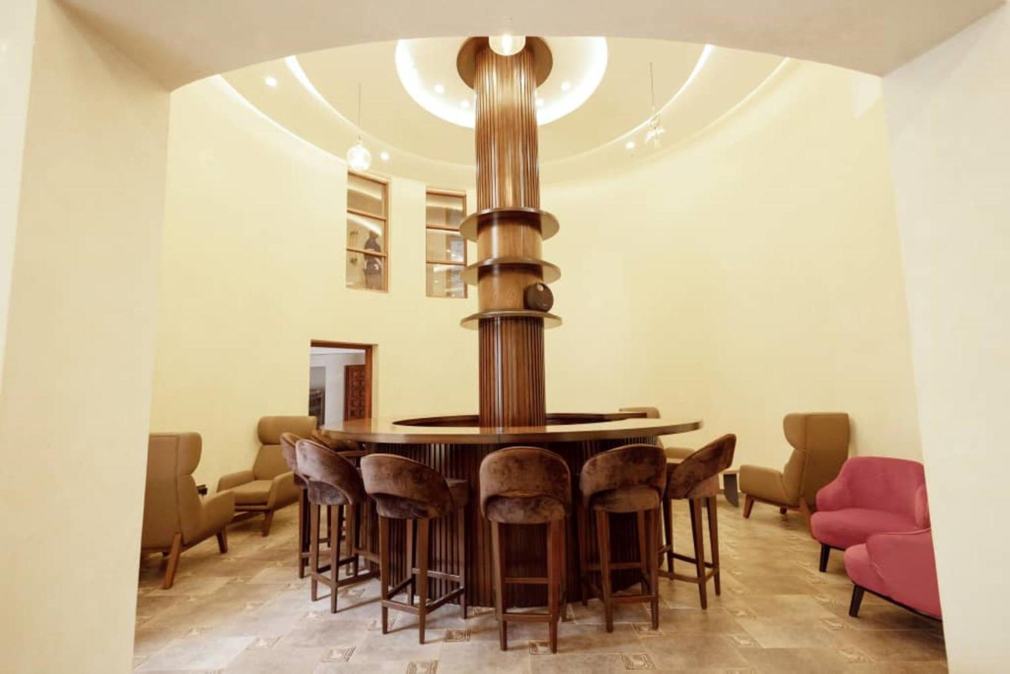 Grik Hotel - Entebbe Luaran gambar