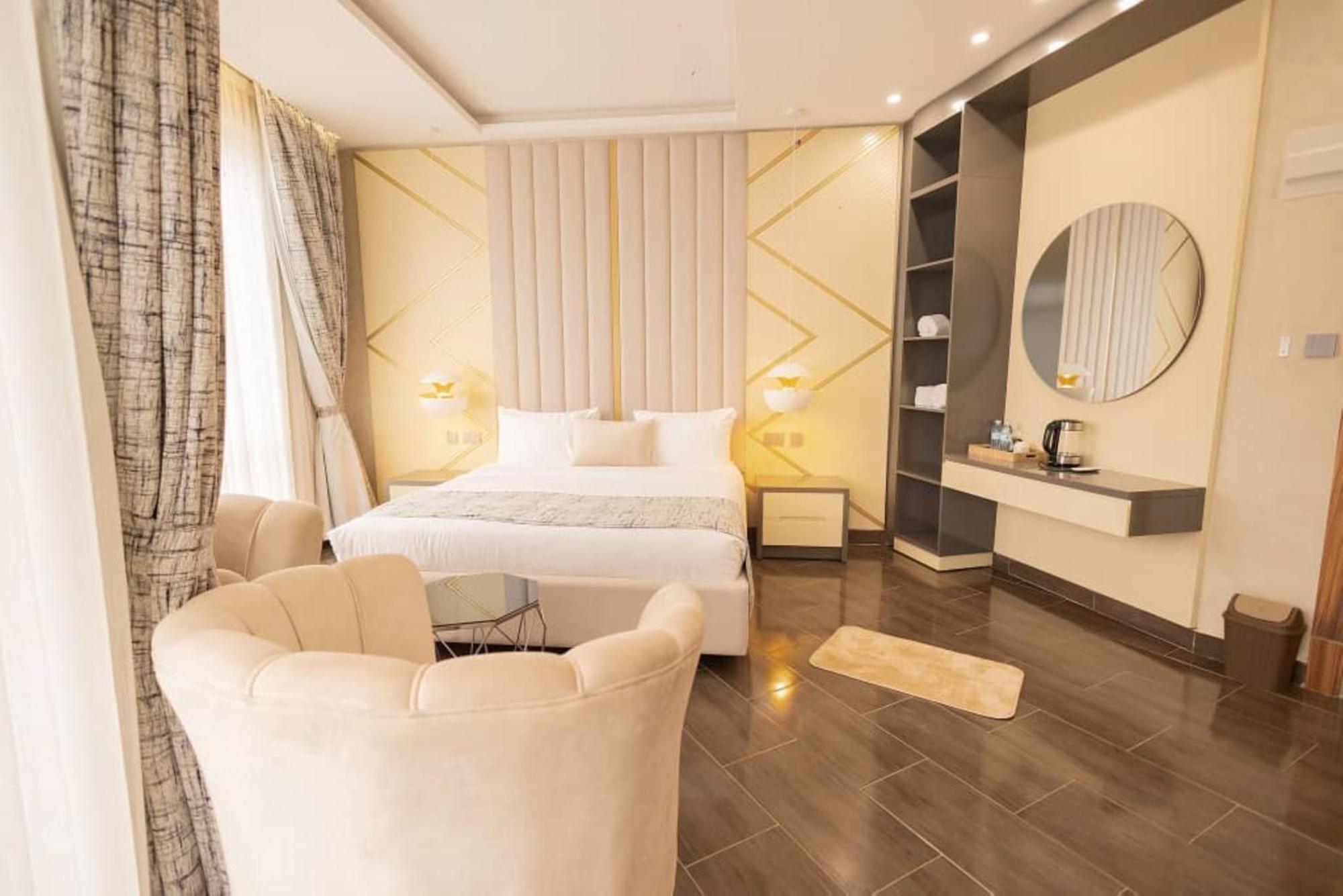 Grik Hotel - Entebbe Luaran gambar