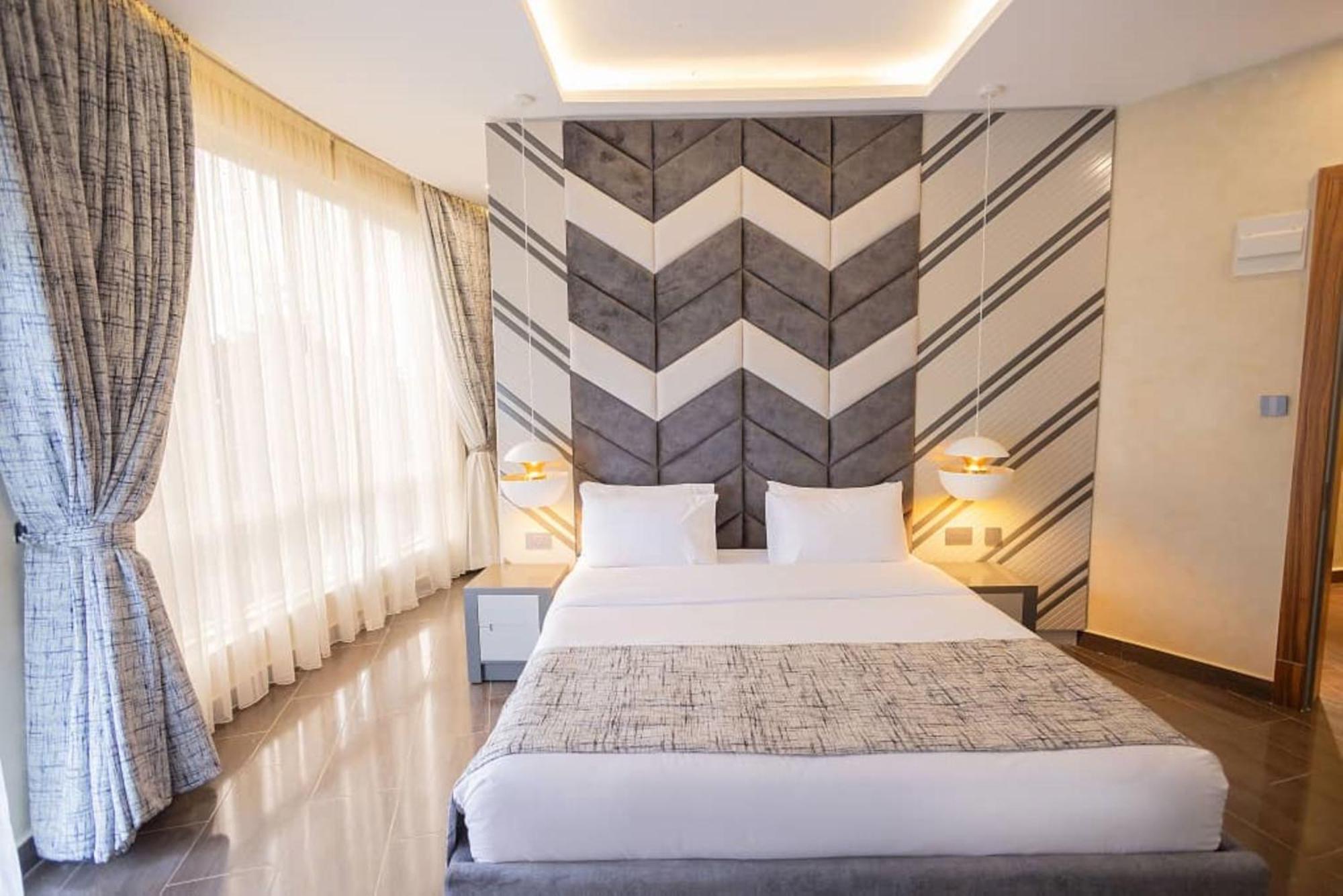Grik Hotel - Entebbe Luaran gambar
