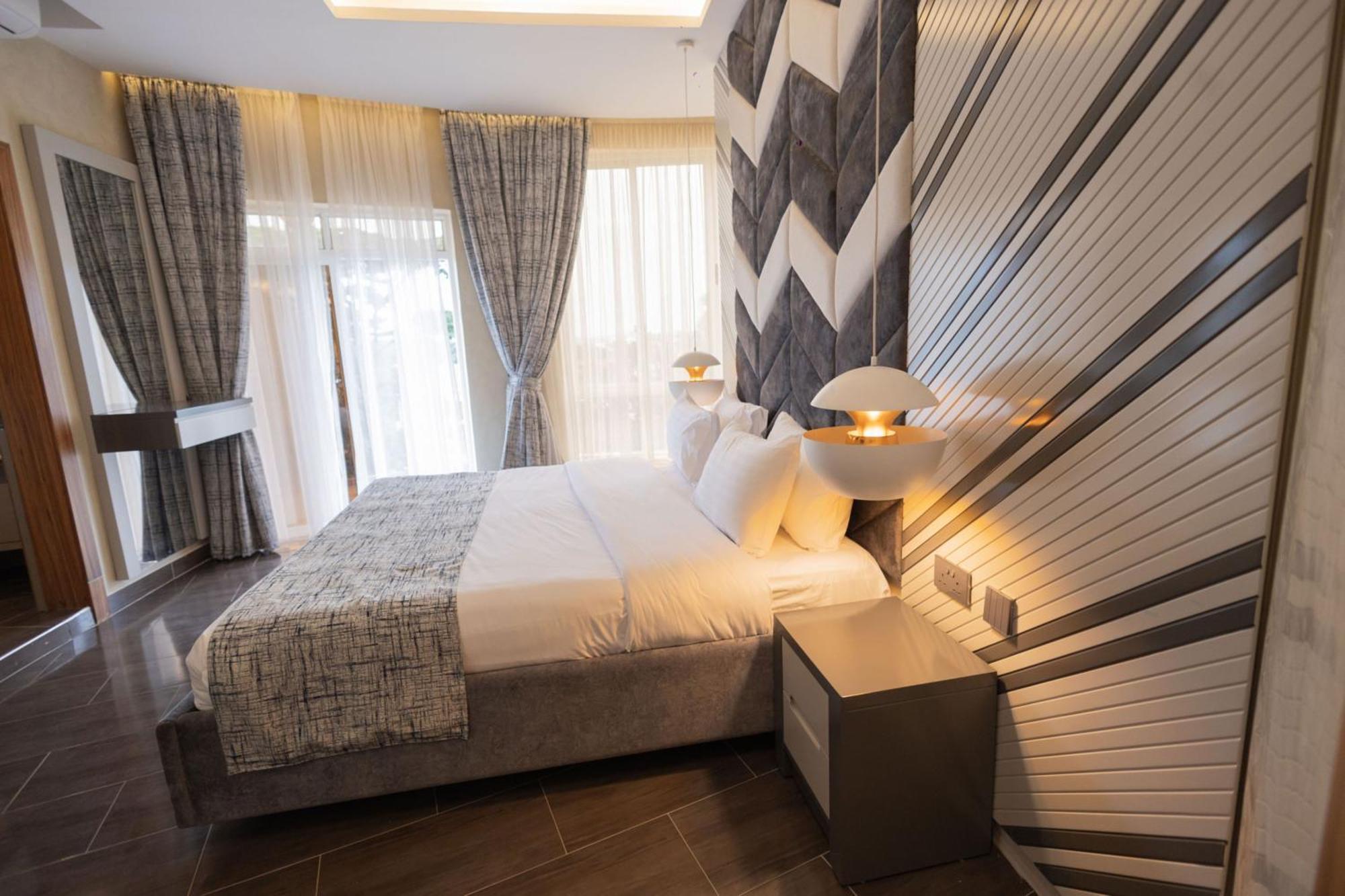 Grik Hotel - Entebbe Luaran gambar